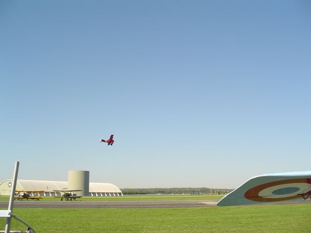 lan02.jpg (48897 bytes)