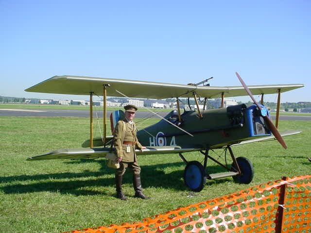 lan02.jpg (48897 bytes)